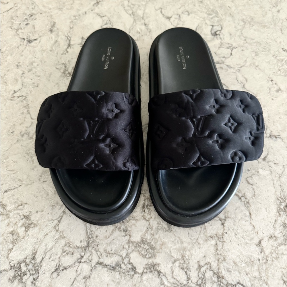 LV pool pillow slide